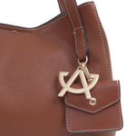Cartera satchel Hilda para mujer color tan