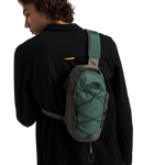 Bolso Borealis Sling unisex color verde